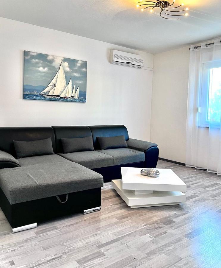 Luana Lux Apartment Pula Exteriér fotografie